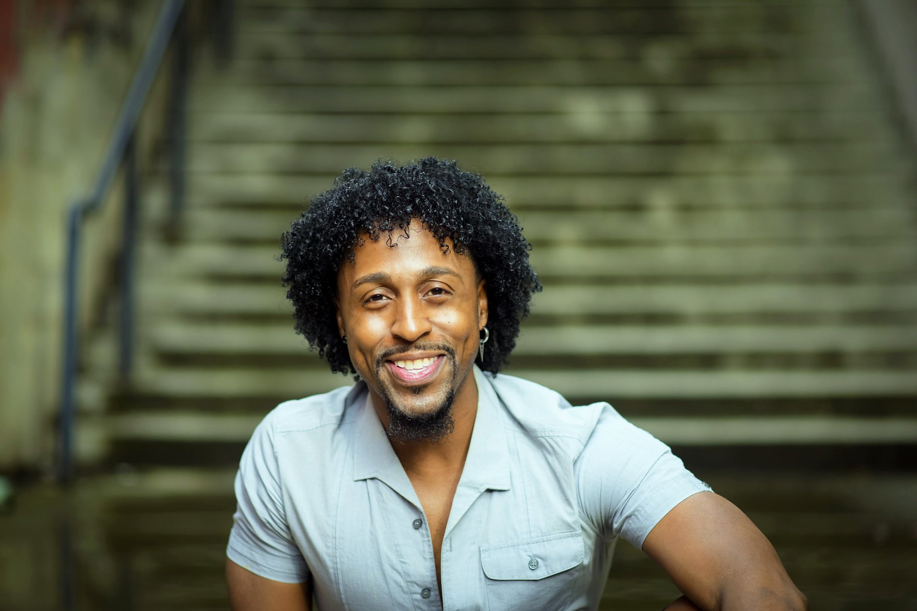Zay: Portrait Headshot2